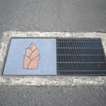 湯田川通りのマンホール