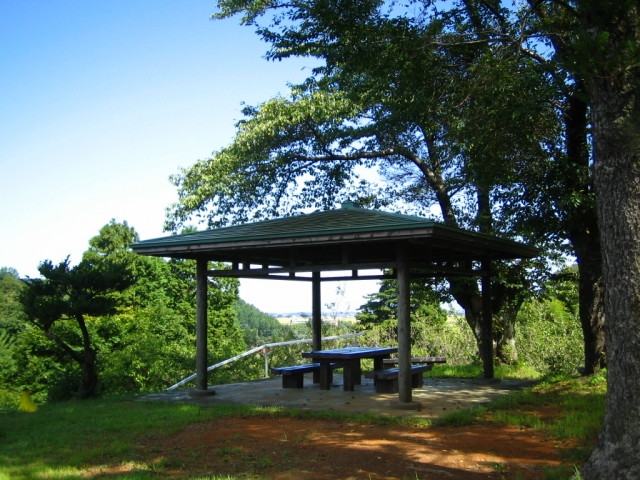 梅林公園の東屋
