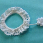 ゆれる小花のシュシュ・ホワイト