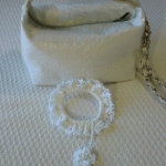 ゆれる小花のシュシュ・ホワイト