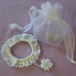 ゆれる小花のシュシュ・ホワイト