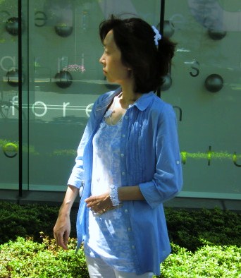 ゆれる小花のシュシュ・ホワイト