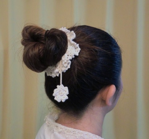 ゆれる小花のシュシュ・オーガニック