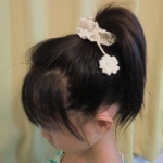 ゆれる小花のシュシュ・オーガニック