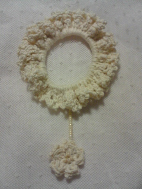 ゆれる小花のシュシュ・オーガニック