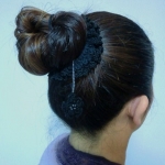 ゆれる小花のシュシュ・ブラック