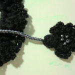 ゆれる小花のシュシュ・ブラック