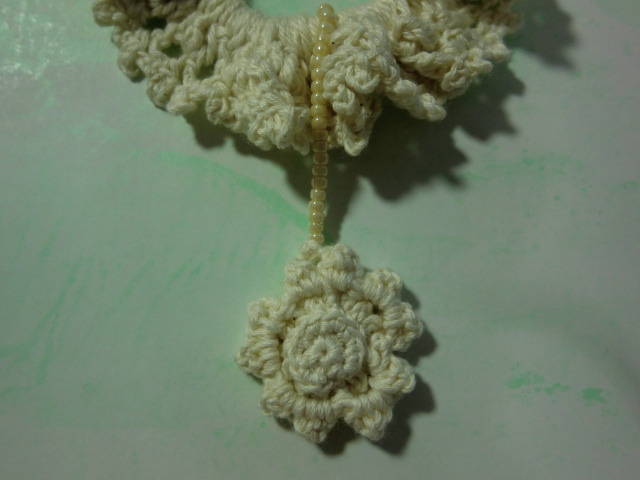 ゆれる小花のシュシュ・オーガニック