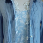 蝶と小花のホワイトラリエット