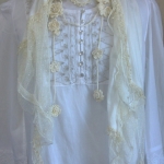 蝶と小花のオーガニックラリエット