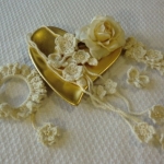 蝶と小花のオーガニックブレスレット