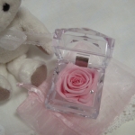 花のプレゼント　ローズボックス　　ピンク