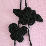 蝶と小花のラリエット・ブラック