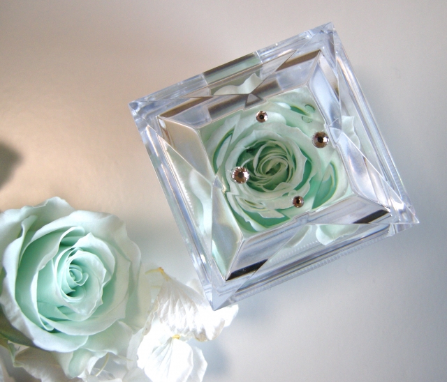 大切な人へのプレゼント　ローズボックス　　　ミントグリーン