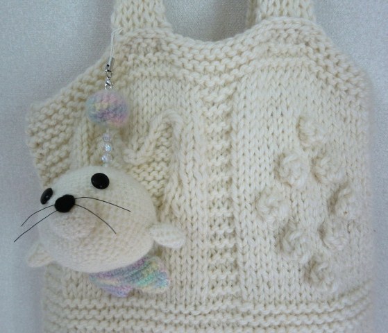 にじいろごまちゃんTMストラップ