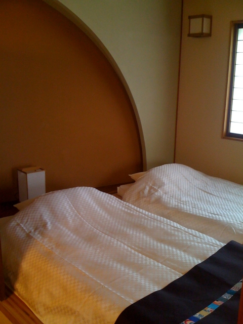 ふじの間寝室（3階）